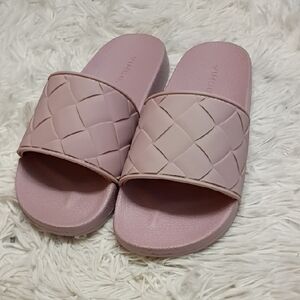 Vince Watley Woven Slip On Pool Slide Slippers Size 7